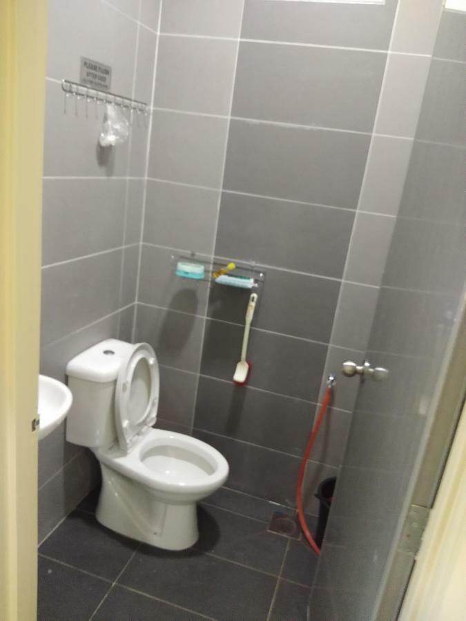 Z&M Homestay Jertih Kültér fotó